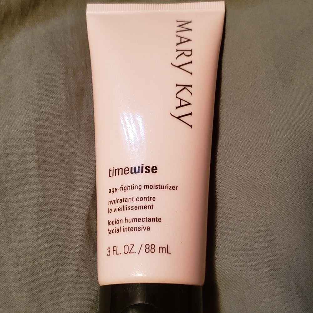 Mary Kay facial moisturizer